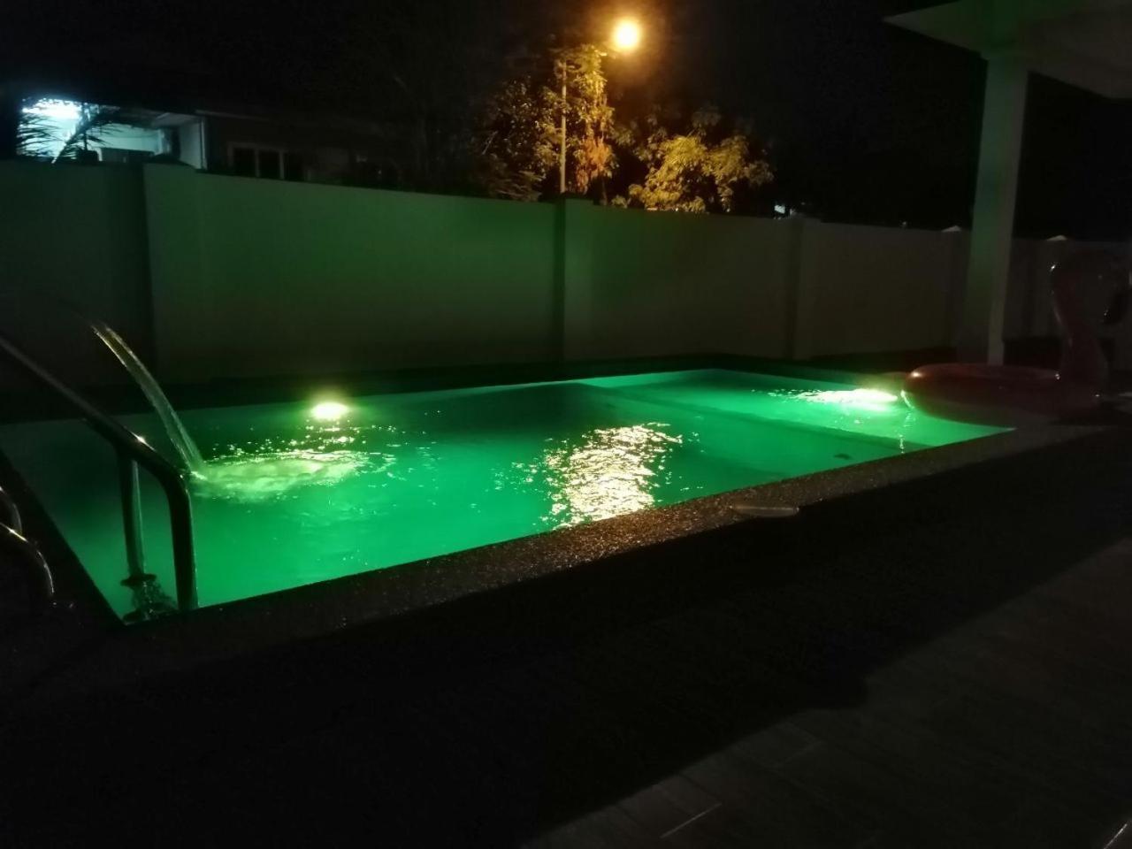 Casa261 Homestay Pd Port Dickson Bagian luar foto