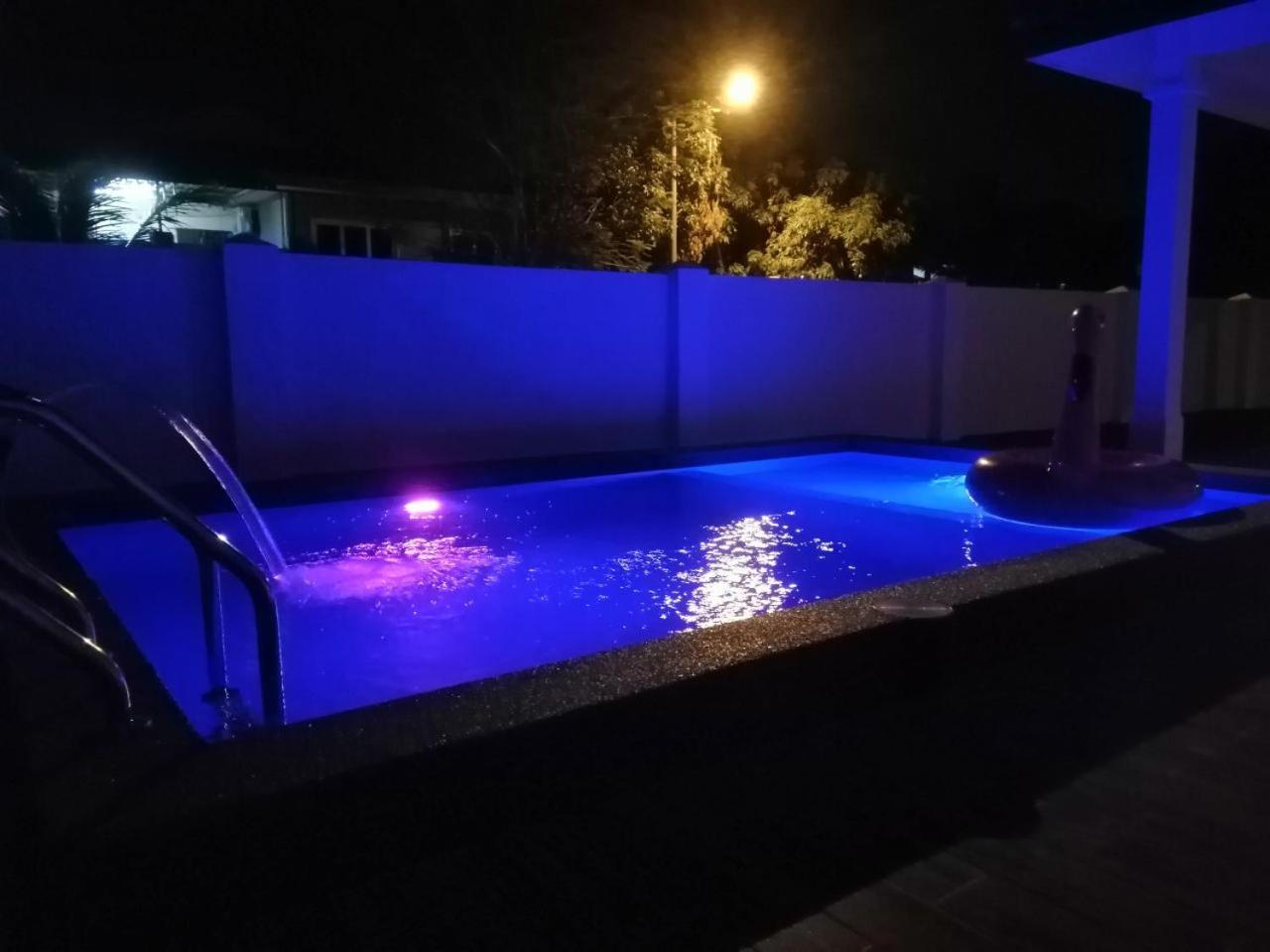 Casa261 Homestay Pd Port Dickson Bagian luar foto