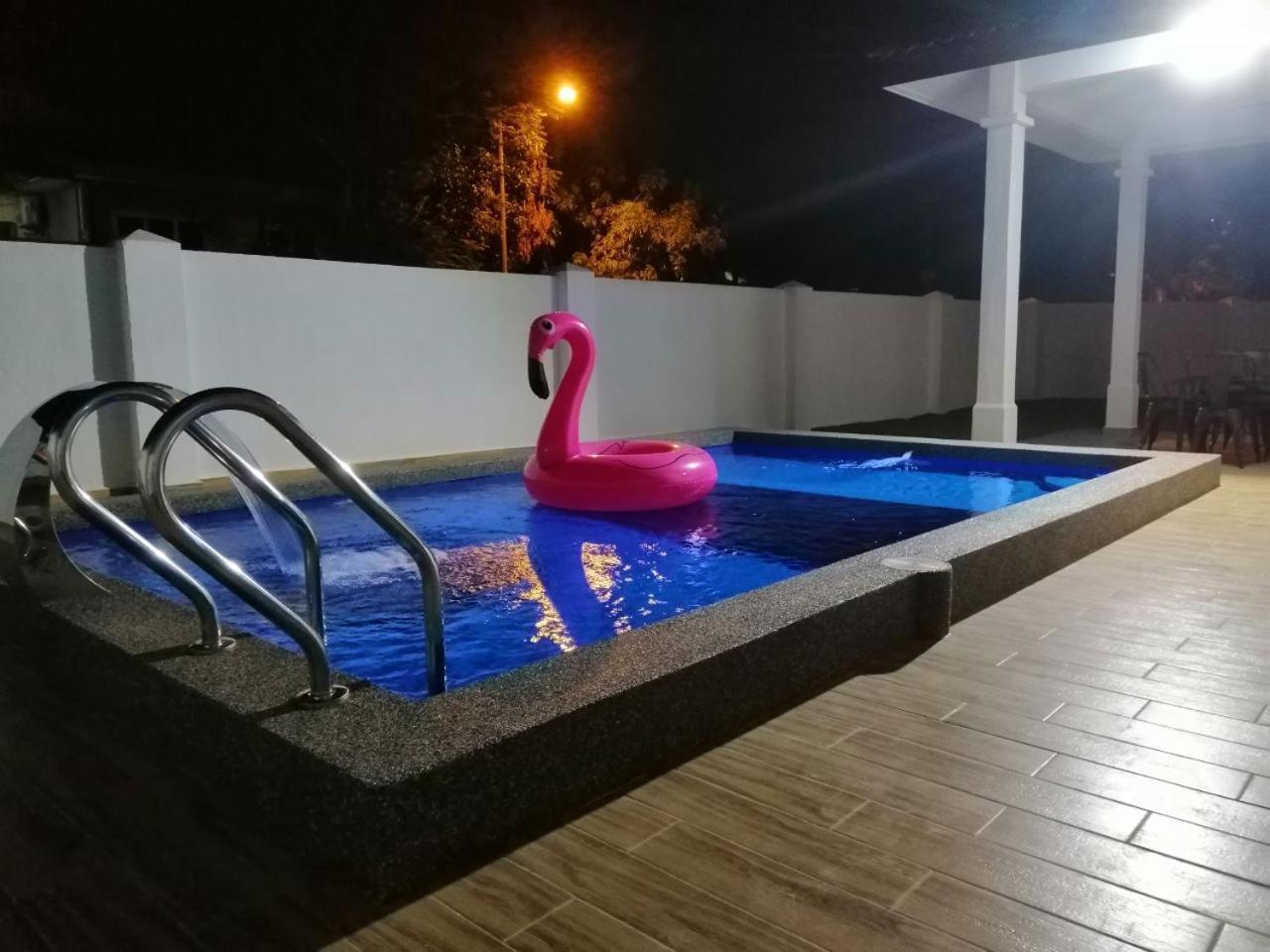 Casa261 Homestay Pd Port Dickson Bagian luar foto